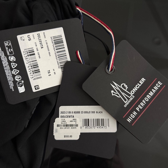 MONCLER NWT BLACK DOLCEVITA TURTLENECK NEIMAN MARCUS $555 ALL TAGS ATTACHED - Picture 6 of 7